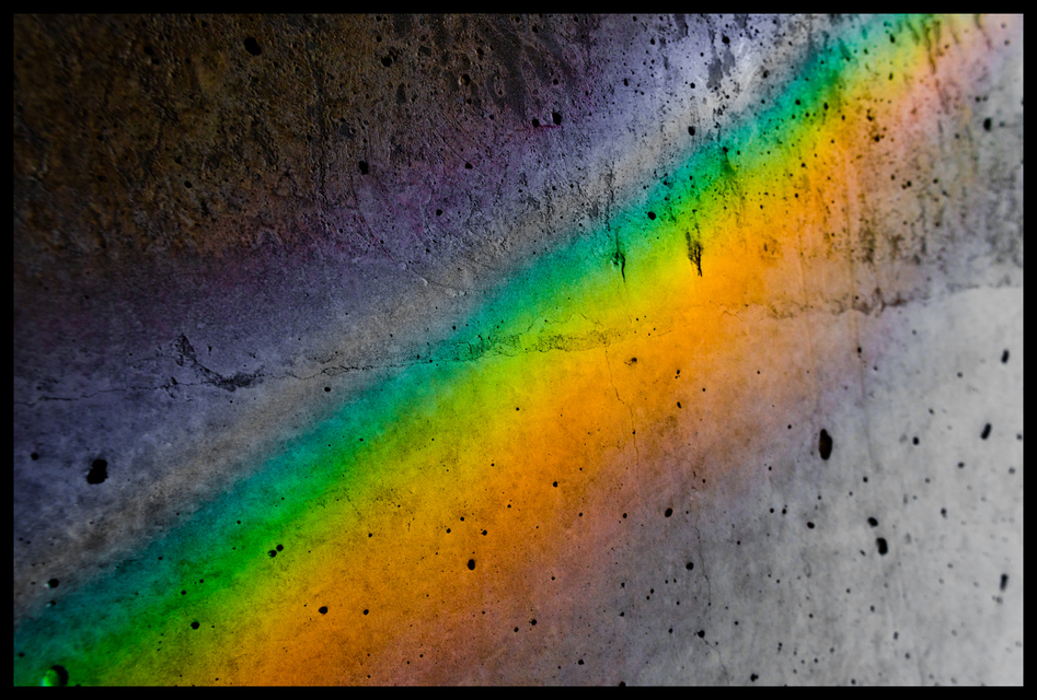 Sun Color on the Wall IV - ID 006400