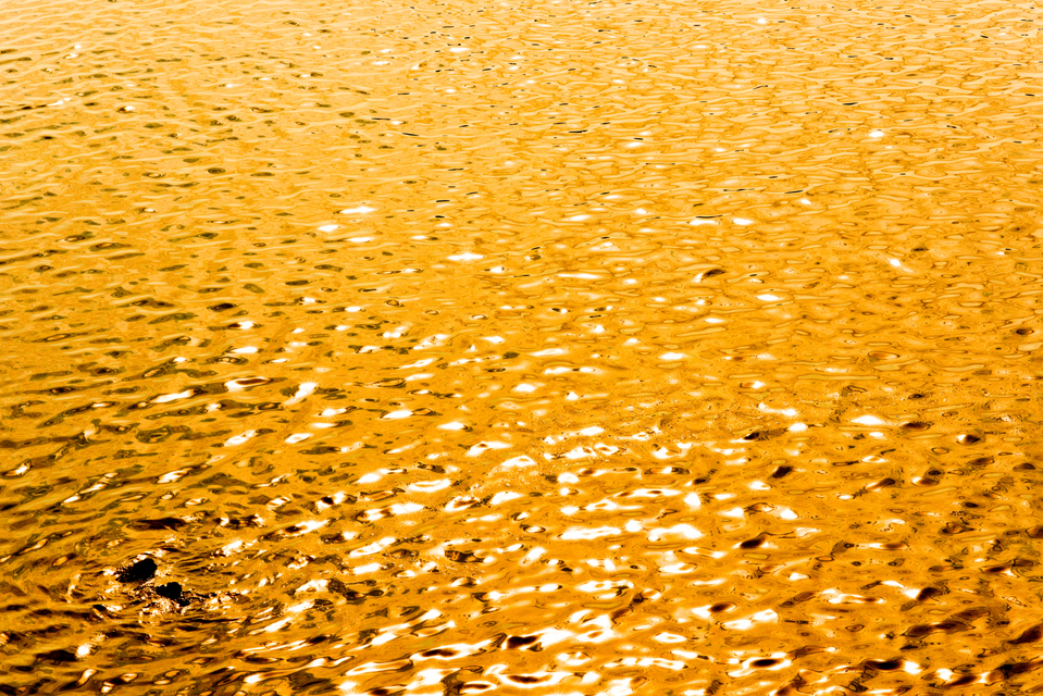 Gold Water I - ID 006543