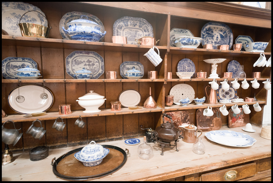 Manor Dishes - ID 006574