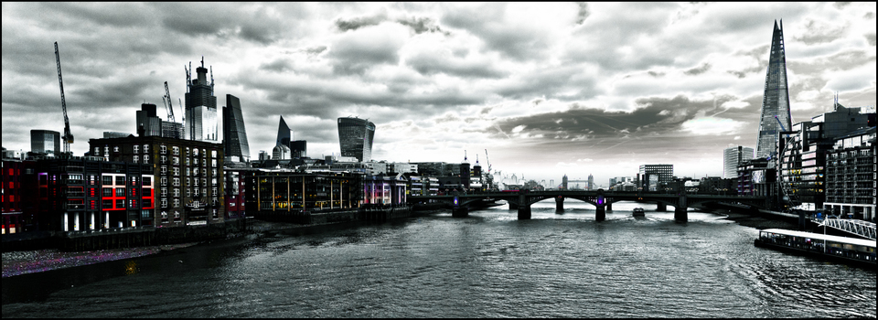 Downriver Thames III - ID 006756