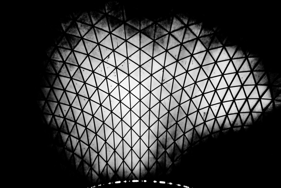 Triangle Roof II - ID 006774