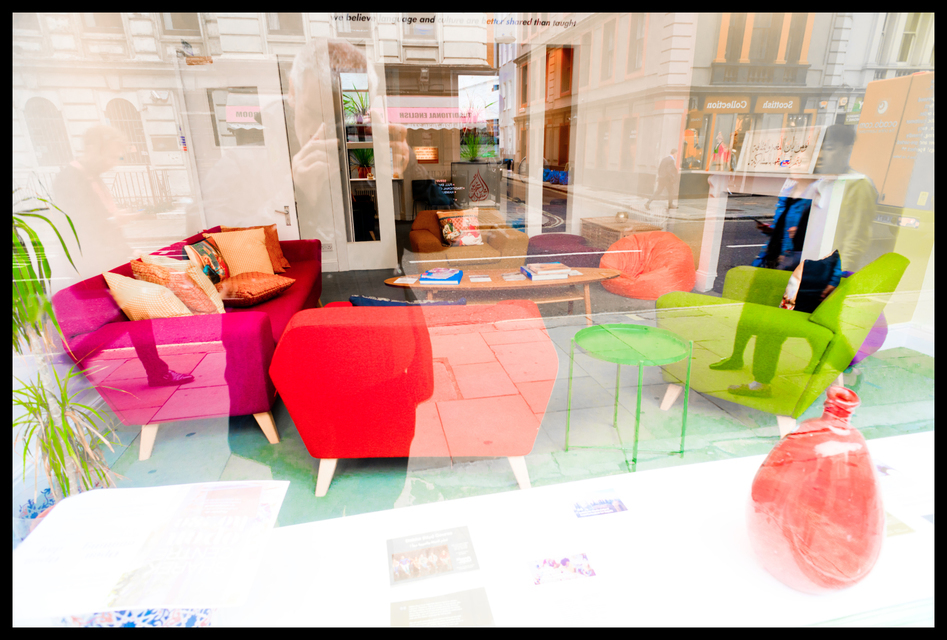 Modern Living Room - ID 006791