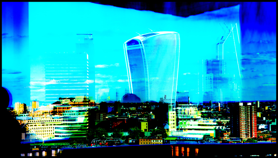 London behind Glass - ID 007022