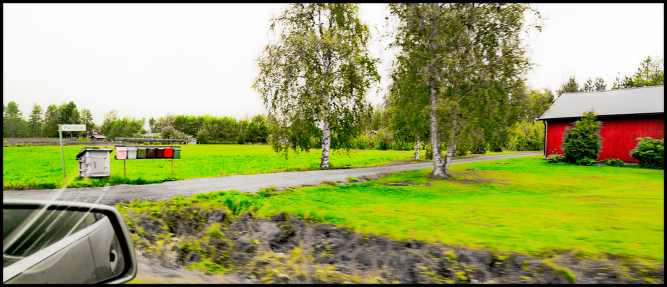 Red Postbox - ID 007335