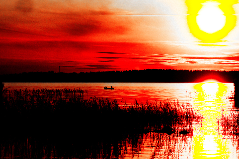 Hunter on Lake II - ID 007366