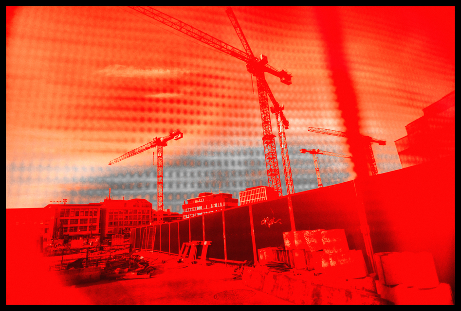 Main Station Courtyard Construction V - ID 007419