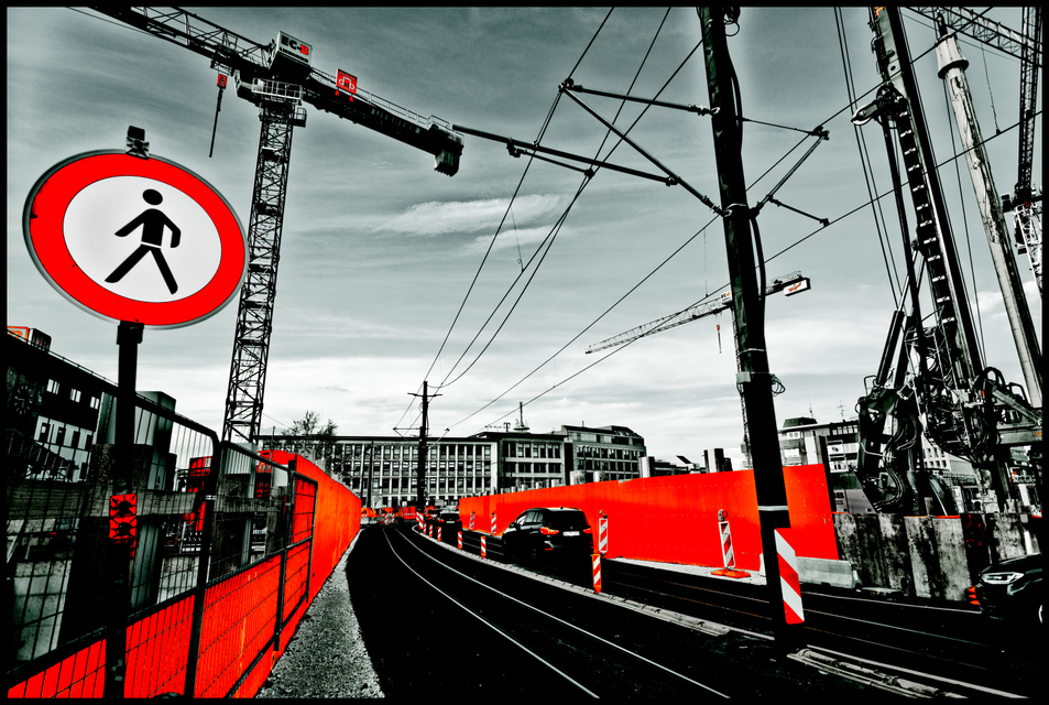 Main Station Courtyard Construction XVIII - ID 007432