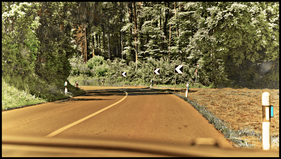 Curve Ahead - ID 007586