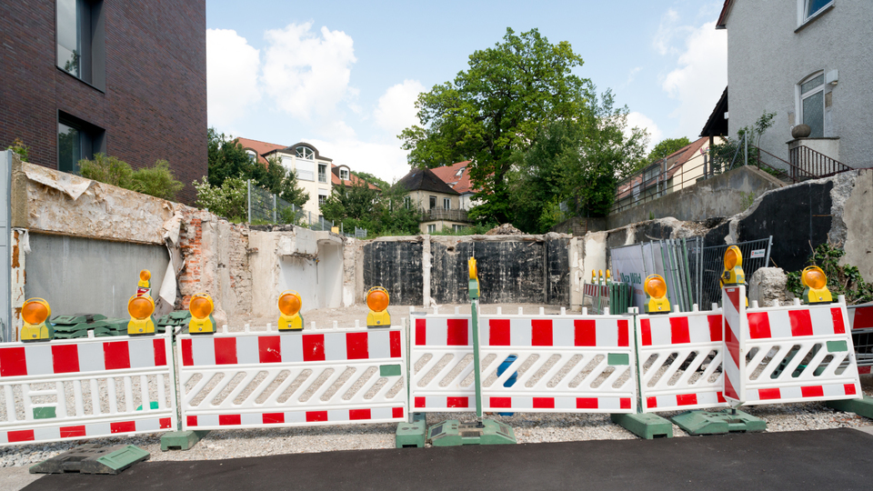 Gone Building - ID 007847