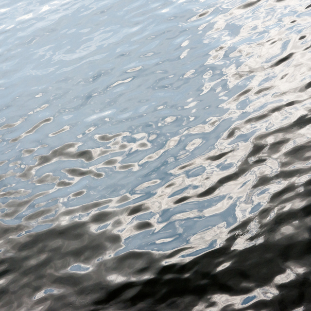 Water Surface XXXI - ID 007887