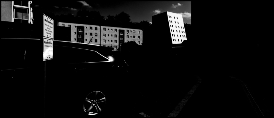 Alien Buiding - ID 007971