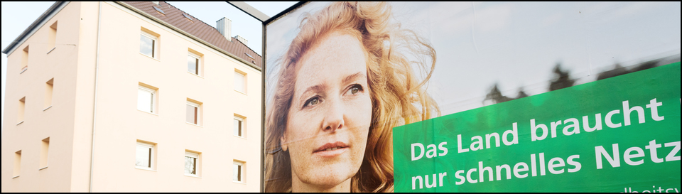 This Country Needs Only Fast Net - ID 008203