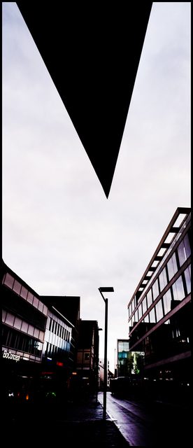 Under the Edge III - ID 008301