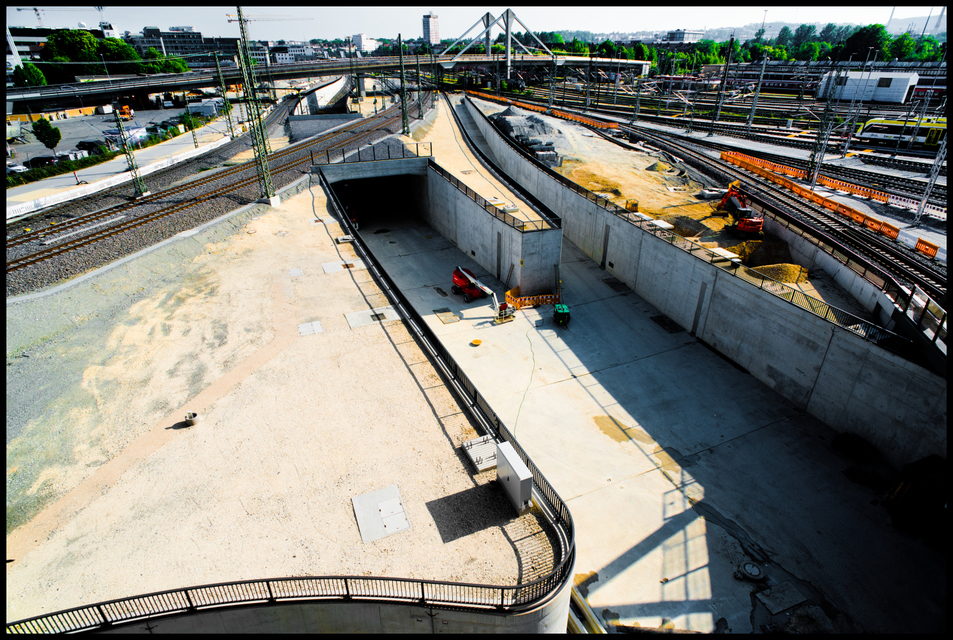 Missing Tracks - ID 008374