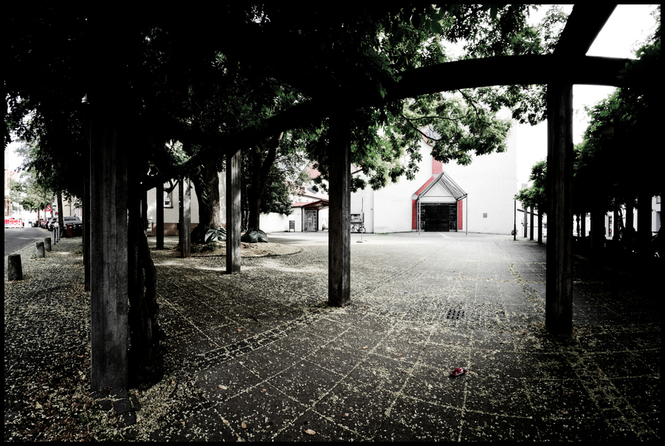 Church Entrance - ID 008832