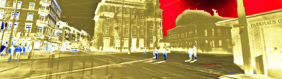 At the Opera - ID 008876