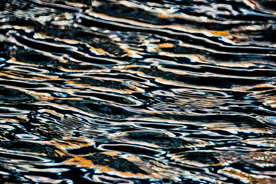 Water Waves VIII - ID 008938