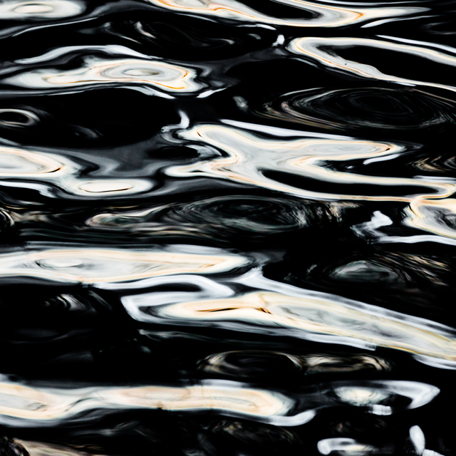 Water Waves XIII - ID 008943