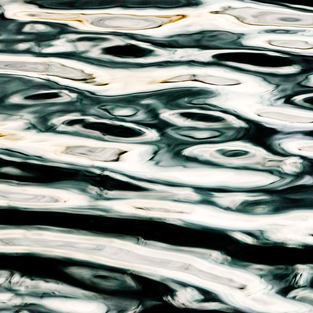 Water Waves XXIII - ID 008953