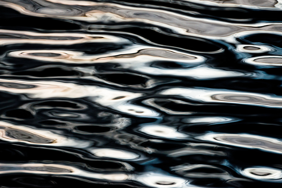 Water Waves XXIV - ID 008954