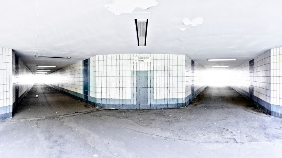 To the Left Danube and Gallows Hill - ID 009198