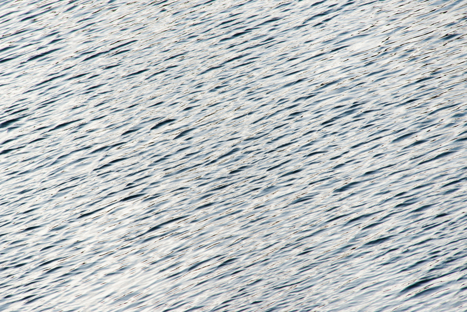 Winter Water Surface V - ID 009404