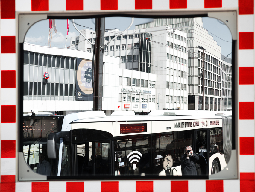 Mirrored - ID 009654