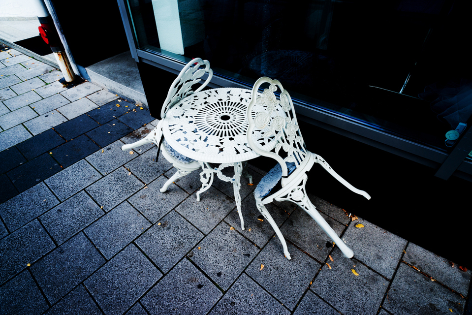 Not Desperately Waiting - ID 009724