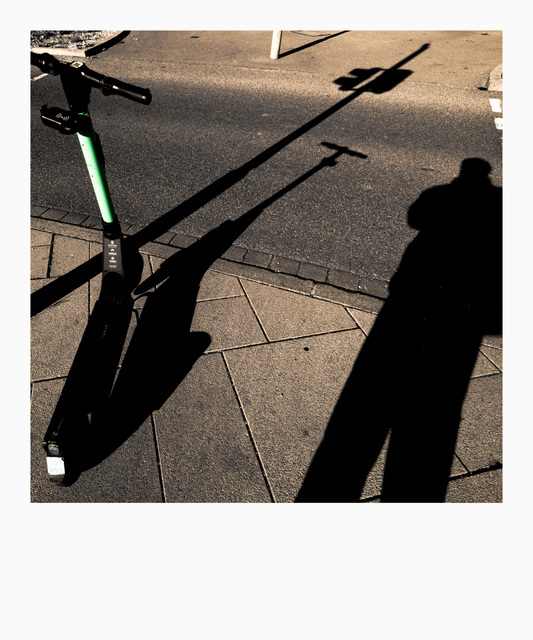 With Scooter Aside - ID 009828