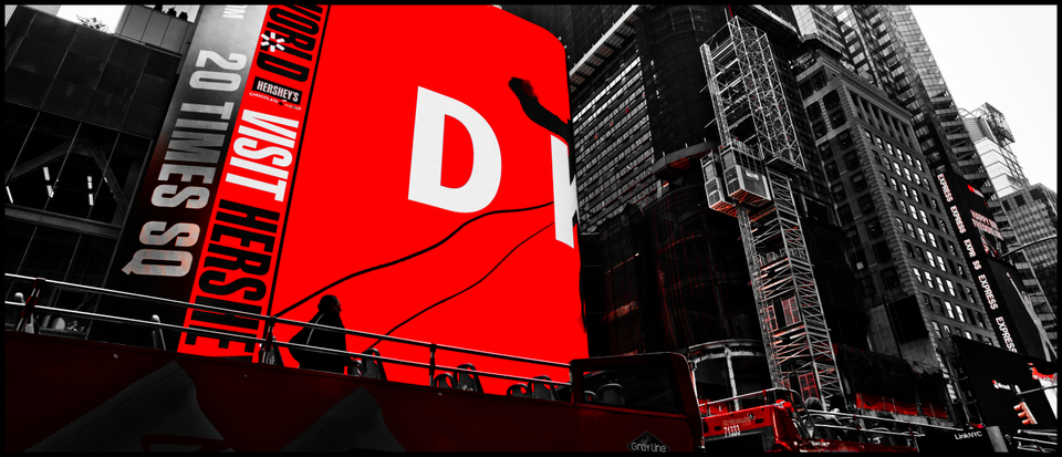 In Front of Red - ID 009962