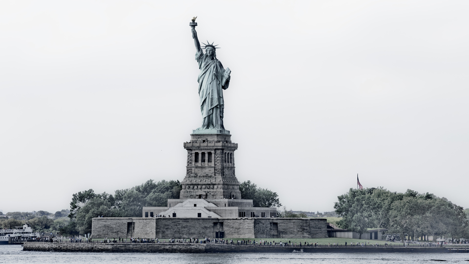 Miss Liberty I - ID 010336