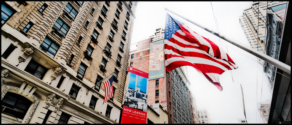 NOW LEASING - ID 010386