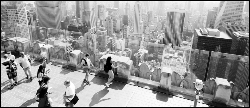 On Top of Rockefeller Center X - ID 010583