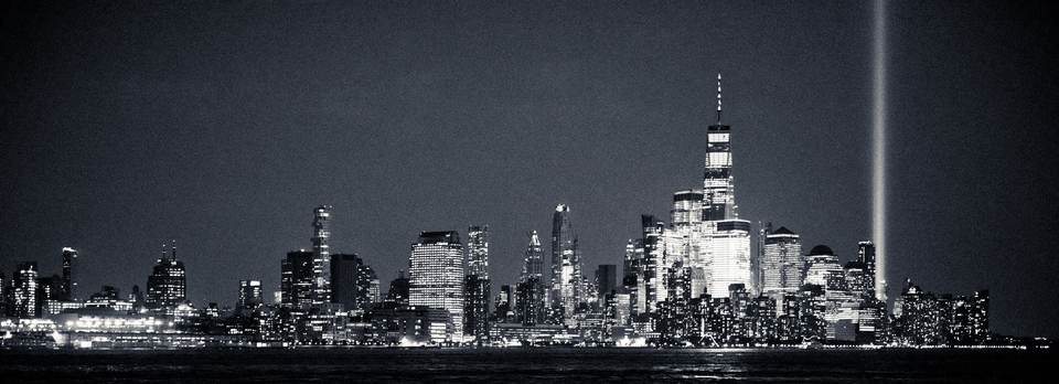 Tribute in Light IV - ID 010664