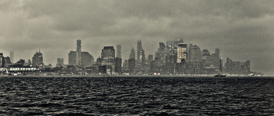 Manhatten in Rain VII - ID 010761