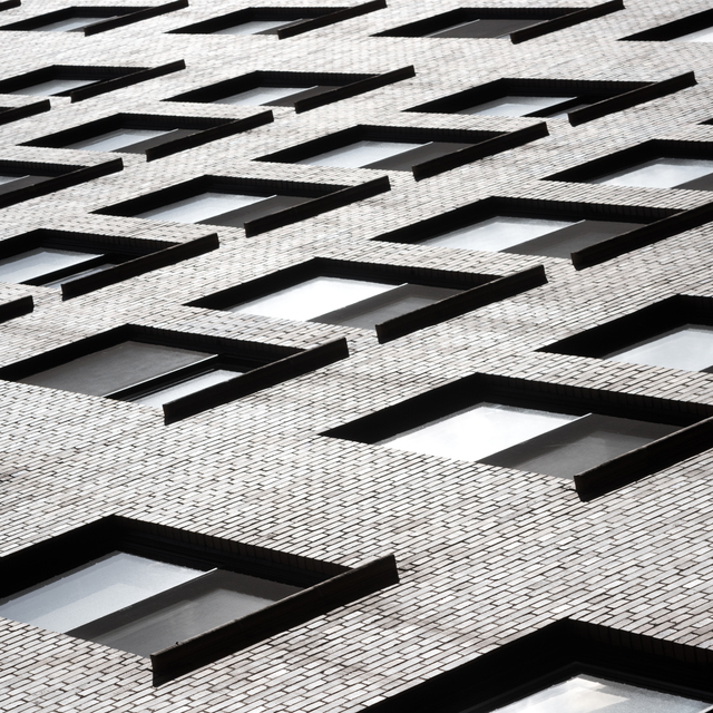 Bricks and Windows II - ID 010777