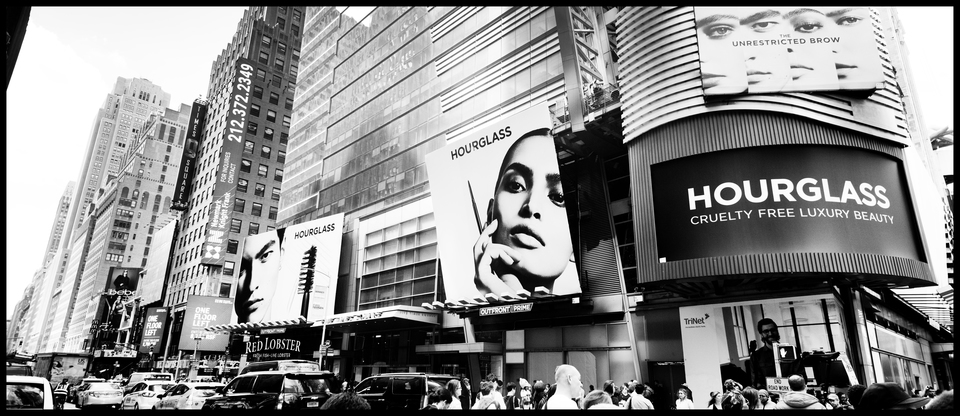 HOURGLASS UNRESTRICTED BROW I - ID 010804