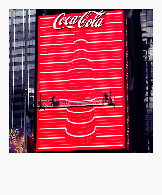 Cleaning Coke - ID 010841