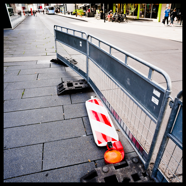 Lying Down - ID 010894