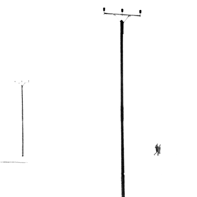 Two People in Snow - ID 011042