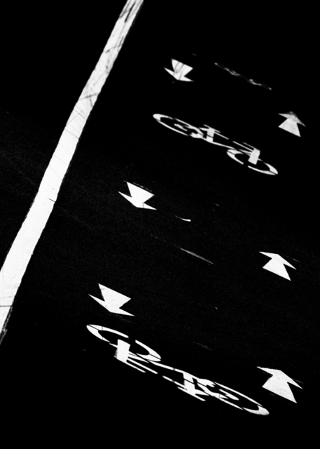 Bikes on Black - ID 011150