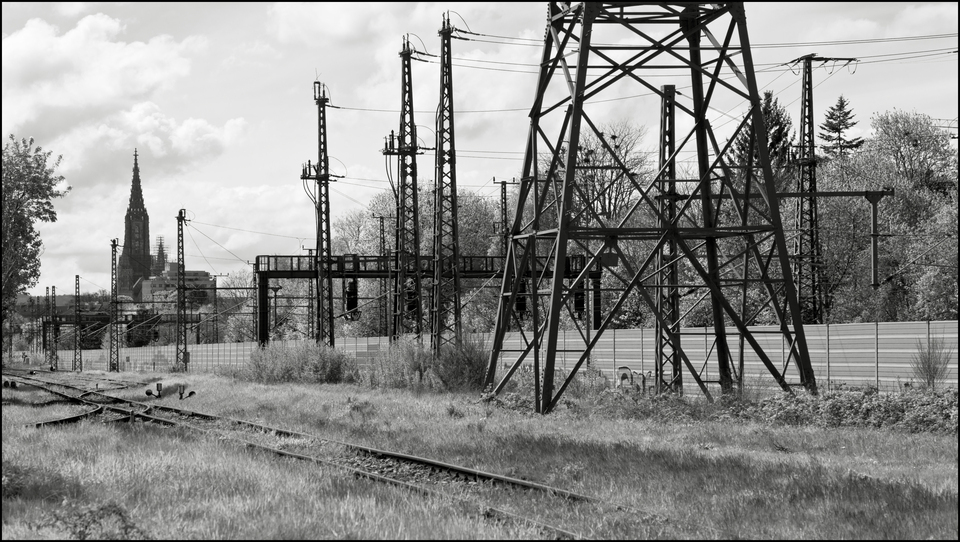 Power to the Minster I - ID 011361