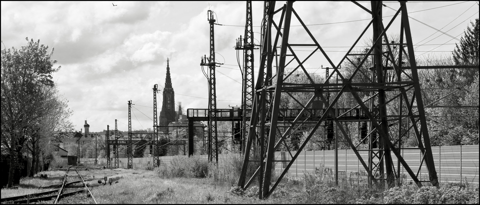 Power to the Minster II - ID 011362