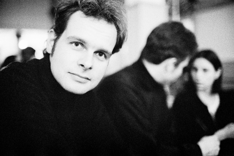 Listening VII - ID 011515