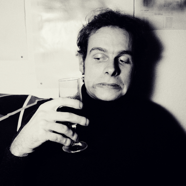 Series with Glass IV - ID 011529