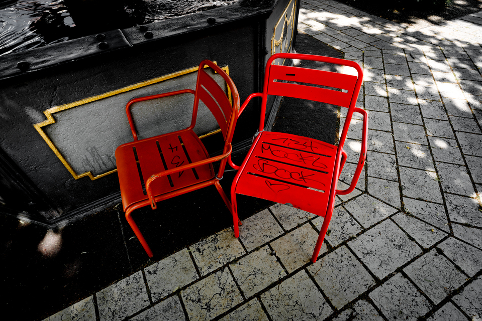 Two Red Chairs - ID 011605