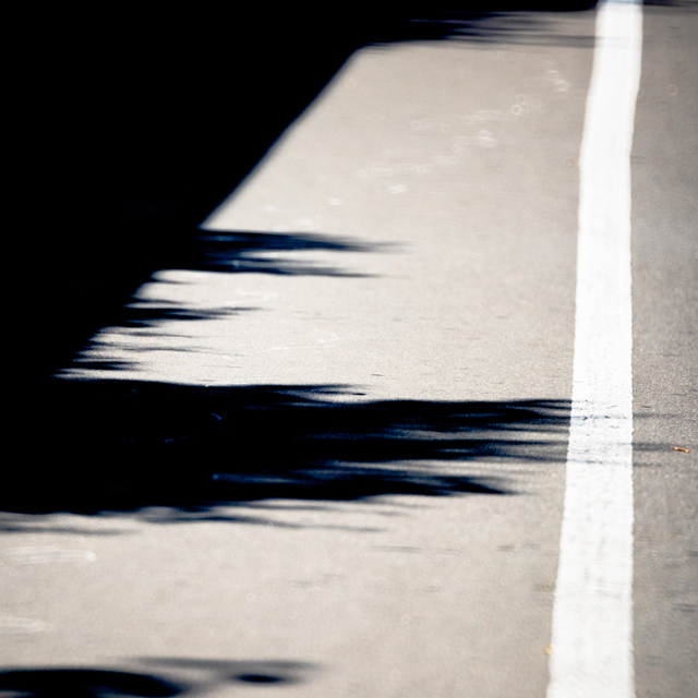 Line and Shadows - ID 011845