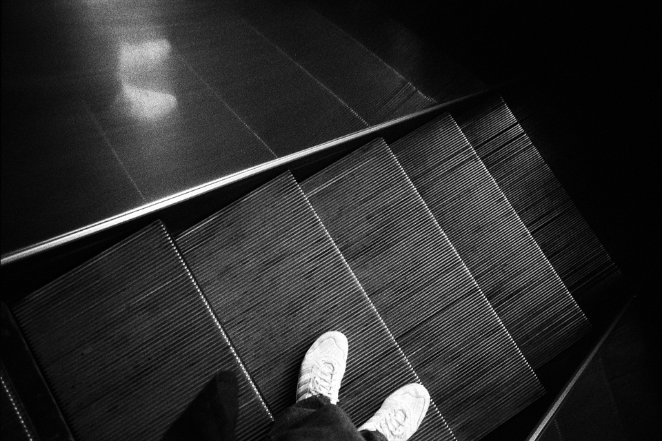 Escalator Ride I - ID 011897