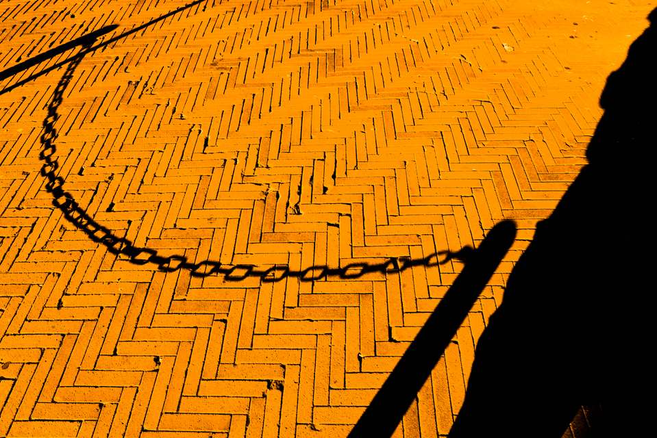 Chain in Orange - ID 011939