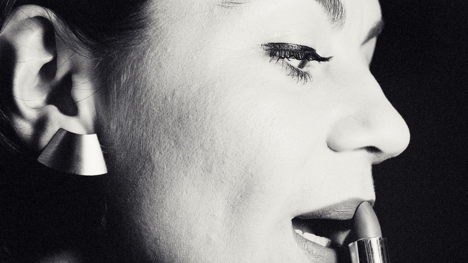 Lipstick III - ID 012054